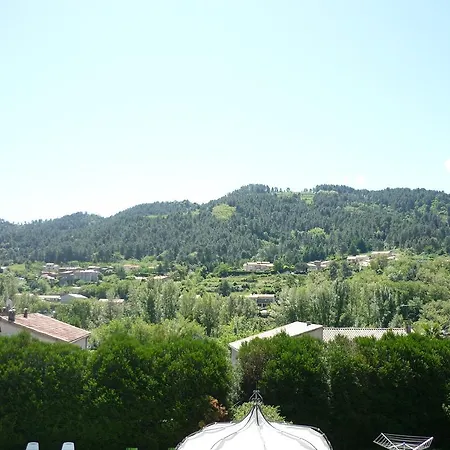 招待所 Domaine Les Buis *